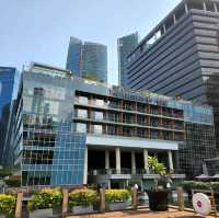 The Fullerton Bay Hotel Surroundings
