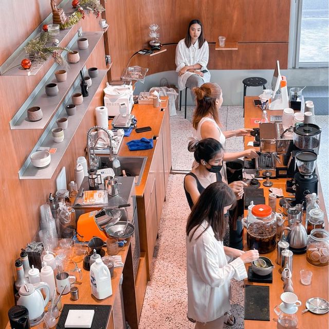 Re coffee คาเฟ่แห่งการสร้างสังคมใหม่ ย่านปากน้ำ 