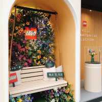 浪漫🈵️屋·樂高「花」現愛咖啡屋📍 Eslite Xinyi Store 誠品信義店