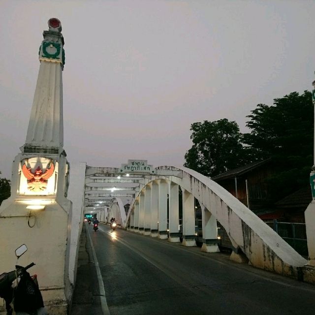 สะพานรัษฎาภิเศก  แลนด์มาร์คเมืองลำปาง