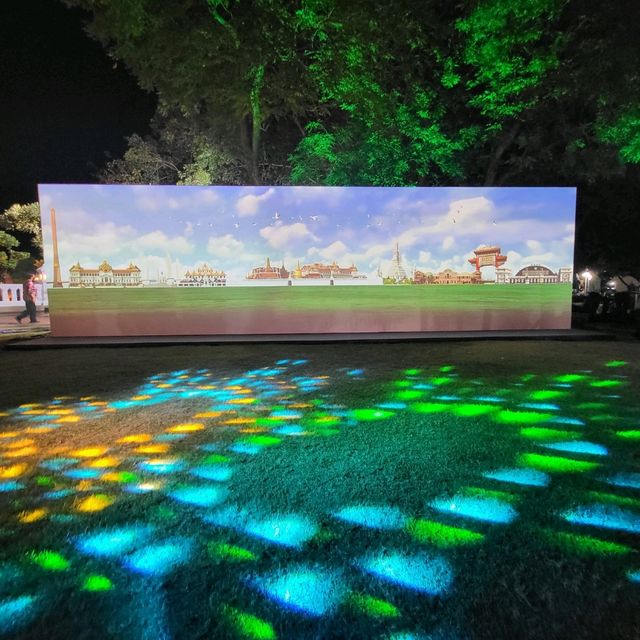 สวนแสงที่สวนสันติชัยปราการ