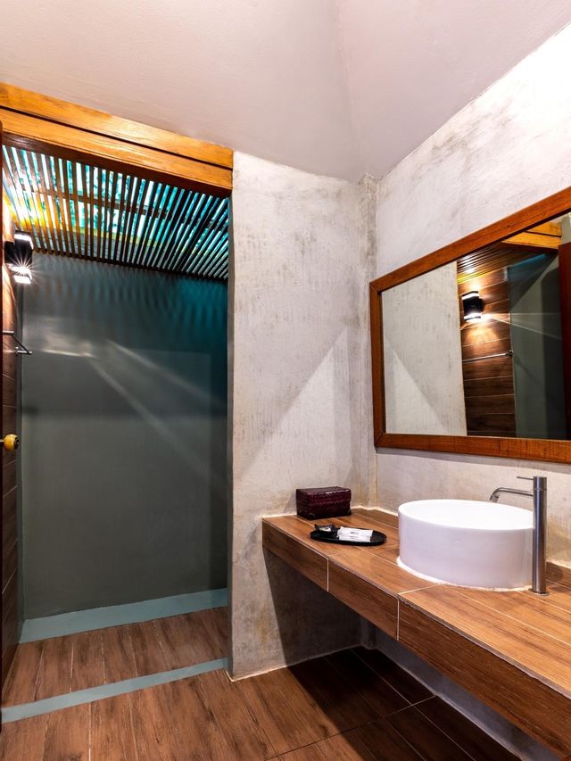 Captain hook resort kohkood