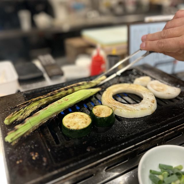 【大阪・福島】芸能人もお忍びで訪れる地鶏焼き店