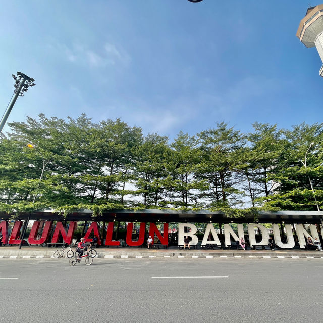 Bandung's Heartbeat: Alun-alun Chronicles
