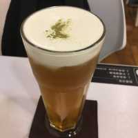 公館綠蓋茶館，品嚐牛肉泡麵、綠蓋茶，感受悠閒