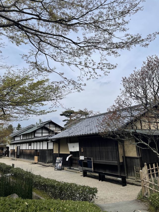 芸術の世界に作られた本格的な茶室 一白庵