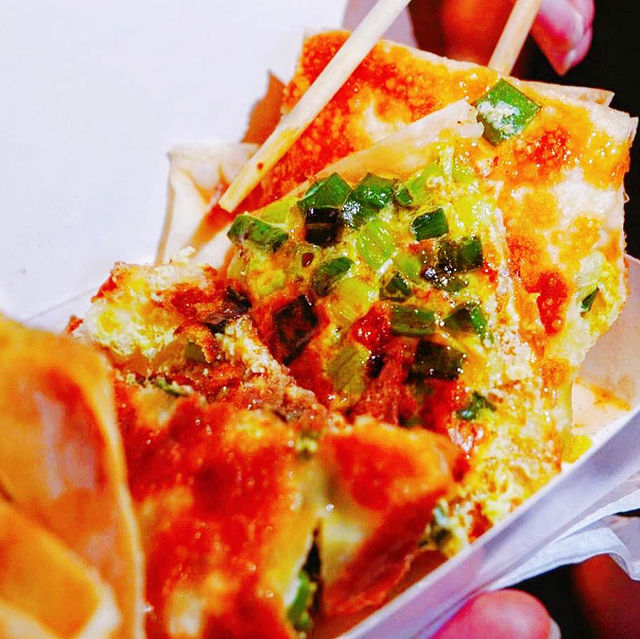 「臺北饒河街觀光夜市」美食多😋😋