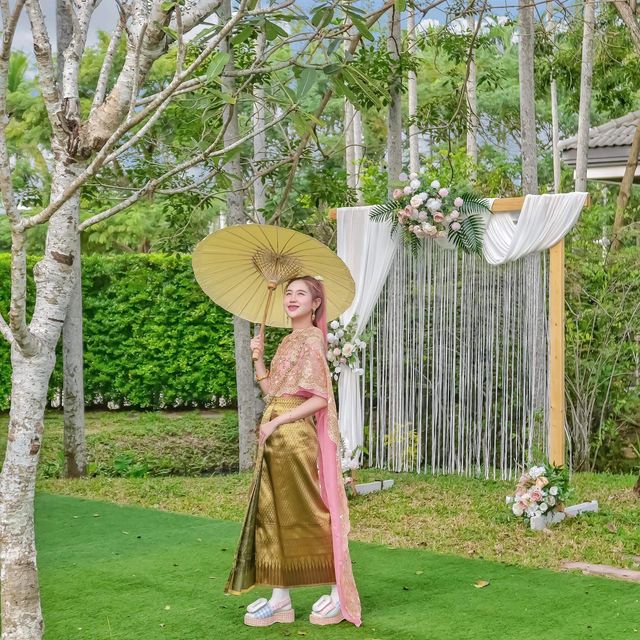 คาเฟ่เรือนไทย ถ่ายรูปสวยนะออเจ้า! พิกัดนครปฐม