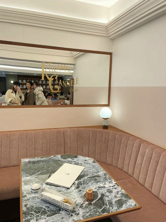 【東京】行列の出来る焼き立てカヌレ専門店