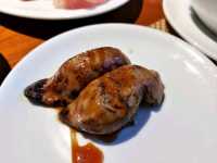 บุฟเฟต์มื้อเย็นสุดอลังที่โรงแรม The Emerald