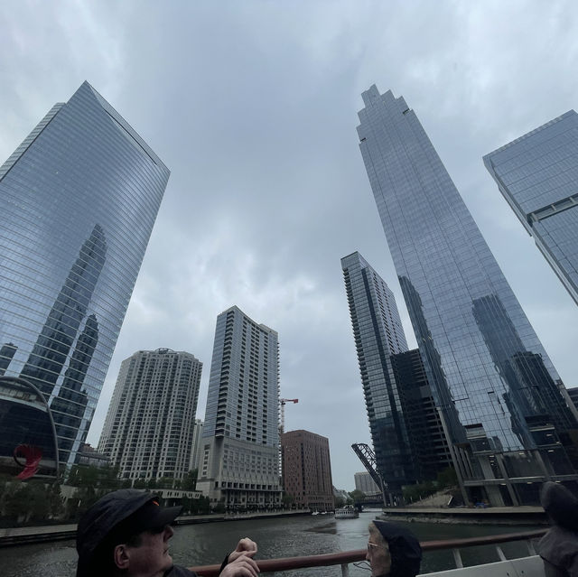 Chicago night life and boat ride 