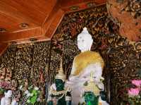 ชมโบสถ์ไม้แกะสลัก วัดเขาชวัง