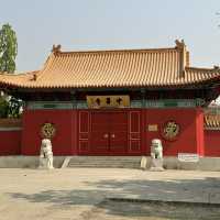 藍毗鄰中華寺