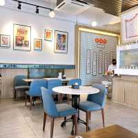 Relaxing Lunch at Let's Eat Taman Gaya