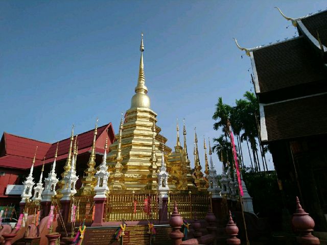 เดินชิลๆไหว้พระ..เขตเมืองเก่าเชียงใหม่