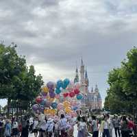 Shanghai Disneyland ❤️ one of my best memory…