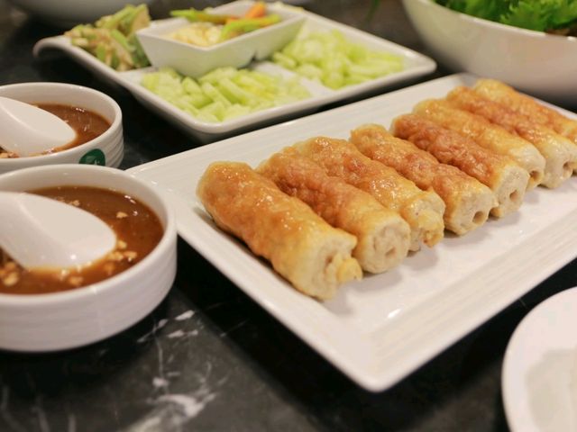 แวะทานวีทีแหนมเนือง ที่อุดรธานี