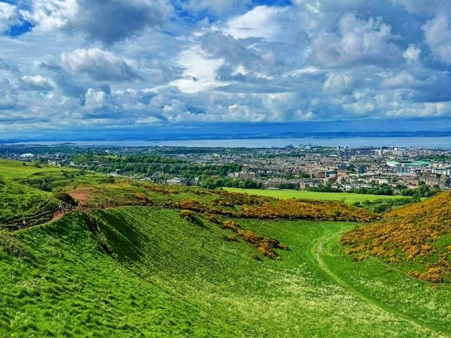 👣 Day Hike to Arthur's Seat