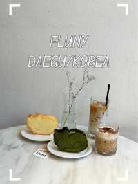【韓国/大邱/カフェ】ネコちゃんジェラートサンドがかわいい！カフェ🍨