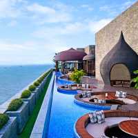 **Harbor Bay's Premier Retreat: Batam Marriott Hotel**