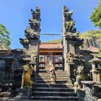 I was very amazed, by this two balinese temples in the North of Bali