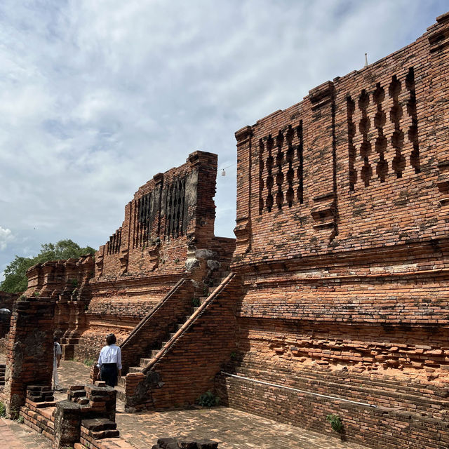 วัดนครหลวง (ปราสาทนครหลวง) - พระนครศรีอยุธยา