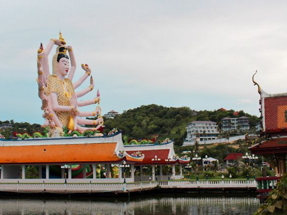Stunning Temple in Koh Samui