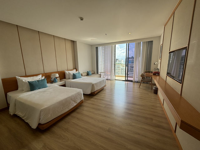 ［TMS Hotel Da Nang Beach］超美無邊際泳池，房間舒適，出色自助早餐，值得入住的峴港海邊酒店🏝️
