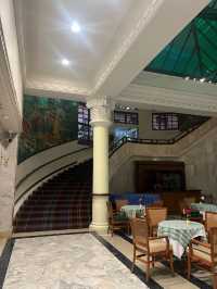 โรยัล รัตนโกสินทร์ ที่พักหลักร้อยใจกลางกรุงเทพ 🏨