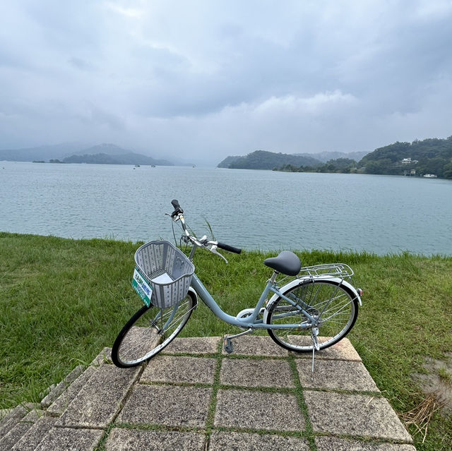 Day Trip to Sun Moon Lake with Air, Land and Water Experience