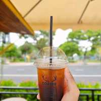 ร้านกาแฟริมแม่น้ำฮันในดานัง
