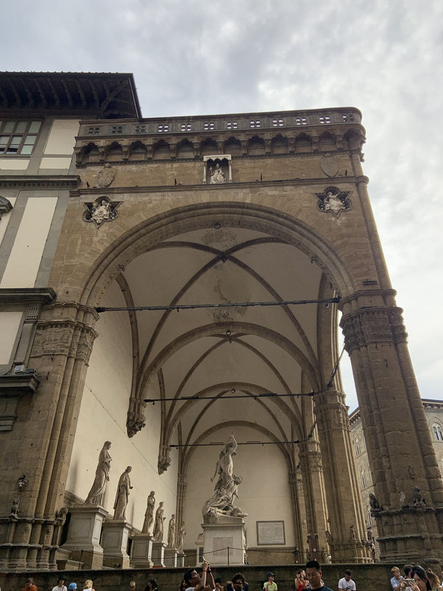 🇮🇹佛羅倫斯·文藝復興發源地最有名的烏菲茲藝術館 🇮🇹佛羅倫斯·文藝復興發源地最有名的烏菲茲藝術館