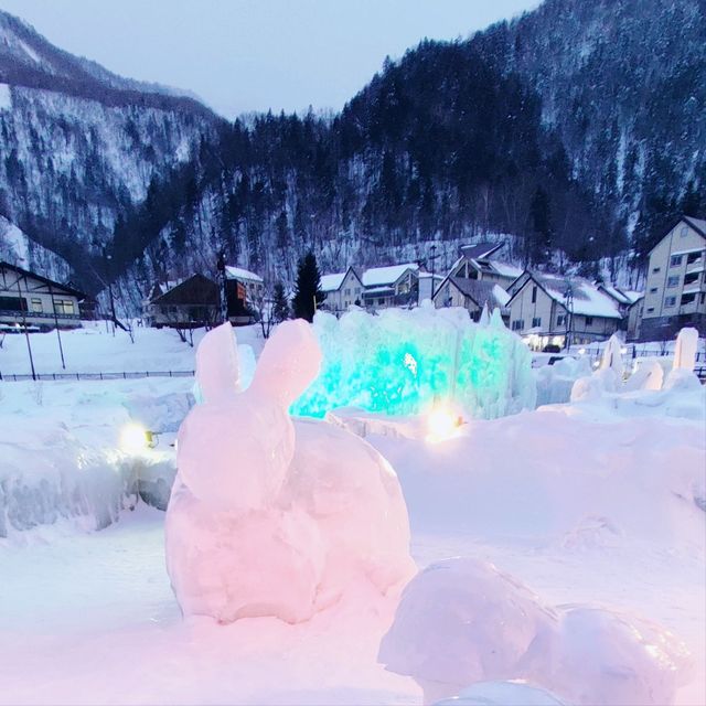 ❄️【 層雲峽溫泉冰瀑祭】冰雪世界x奇幻盛宴 🌨️