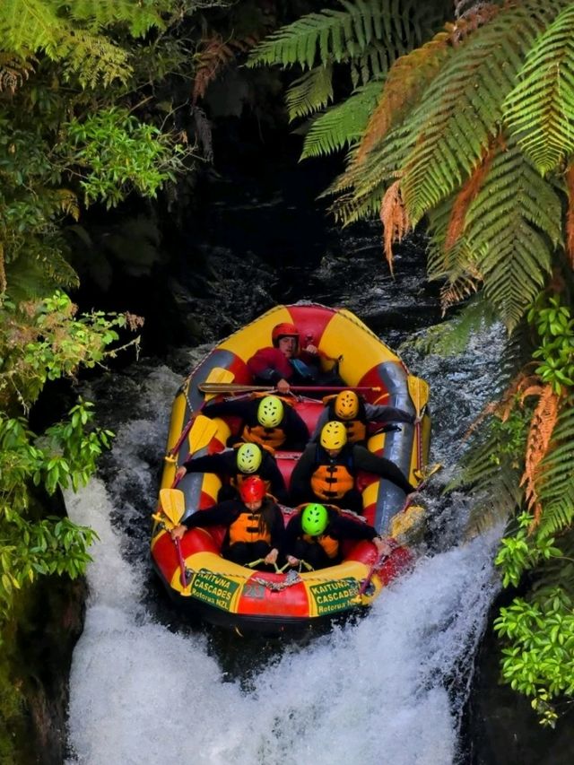 🇳🇿 White-Water Rafting @ Three Waterfalls in Rotorua 