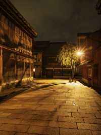 【石川】夜が更ける時間帯からの散策がおすすめ‼️薄暗い町屋街で風情を堪能🥰