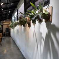 里港質感麵店