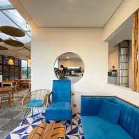 Who would have thought that in Maguwo there would be a rooftop coffee & eatery that had such a beaut