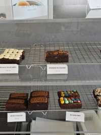 ร้าน อาหาร  MOOYOO OFFICE&STUDIO นครปฐม 