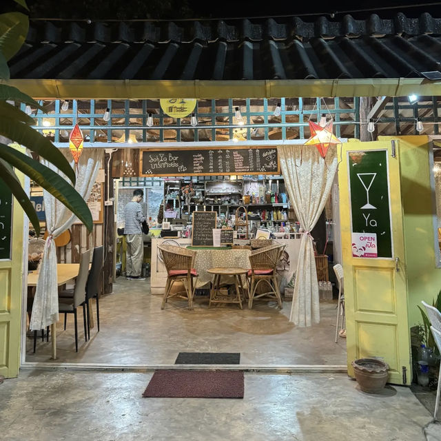 SohYa Bar & Restaurant ร้านอาหารเก๋ๆ จ.พะเยา