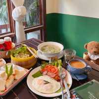 ร้านอาหารเช้าเชียงใหม่ 🍞อรุณสวัสดิ์ • Aroonswad