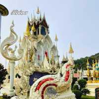 👋 วัดข่อย วัดสวยด้วยเอกลักษณ์ที่โดดเด่น