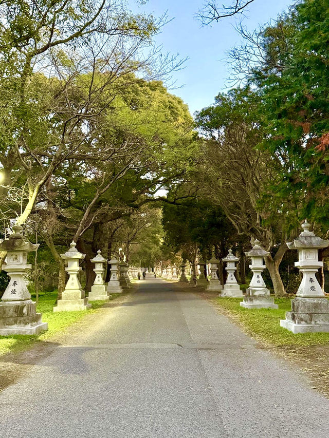 【徳島県】ターコイズブルーの神秘な鏡池