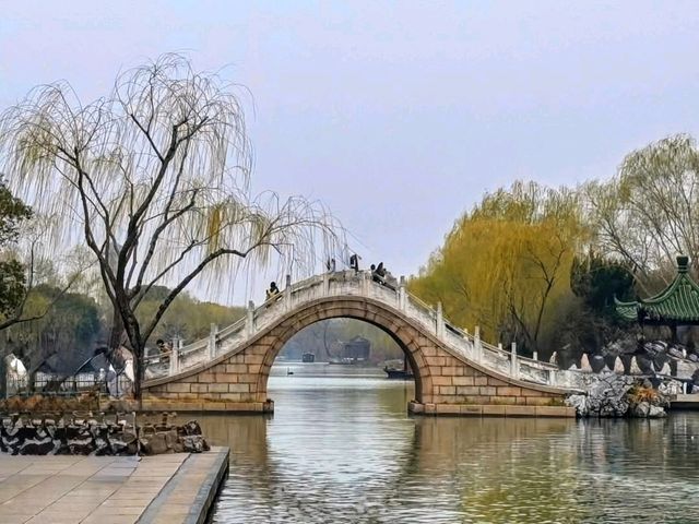 煙花三月下揚州，江南必遊瘦西湖 Slender West Lake