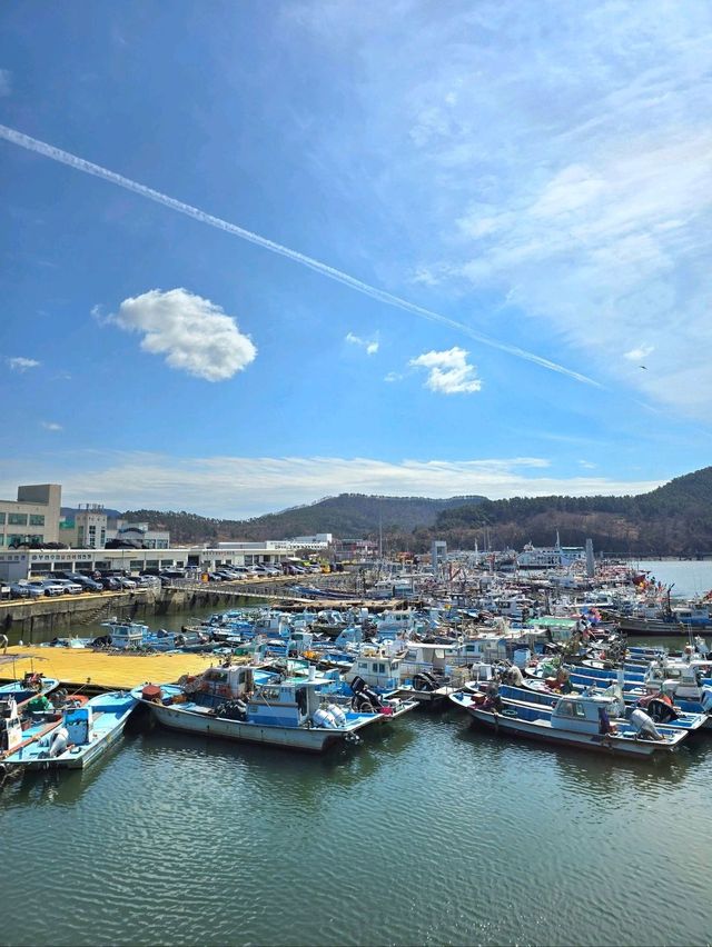 서해바다의 매력이 가득한 채석강이 있는곳🩵