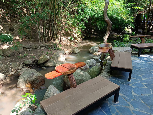 คาเฟ่ลับๆ สวนผึ้ง ริมลำธาร หมู่บ้านมอญห้วยน้ำใส🍃