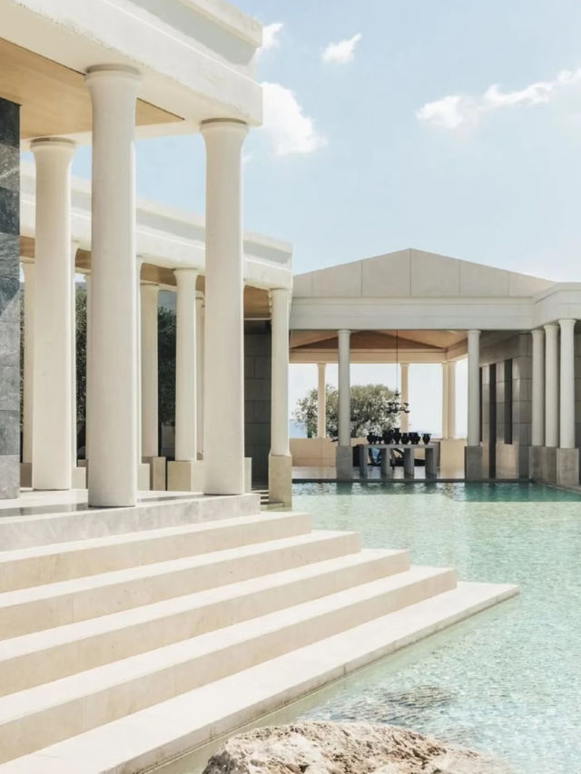 ギリシャに来たら絶対に訪れたい！神々が宿る楽園「Amanzoe」✨