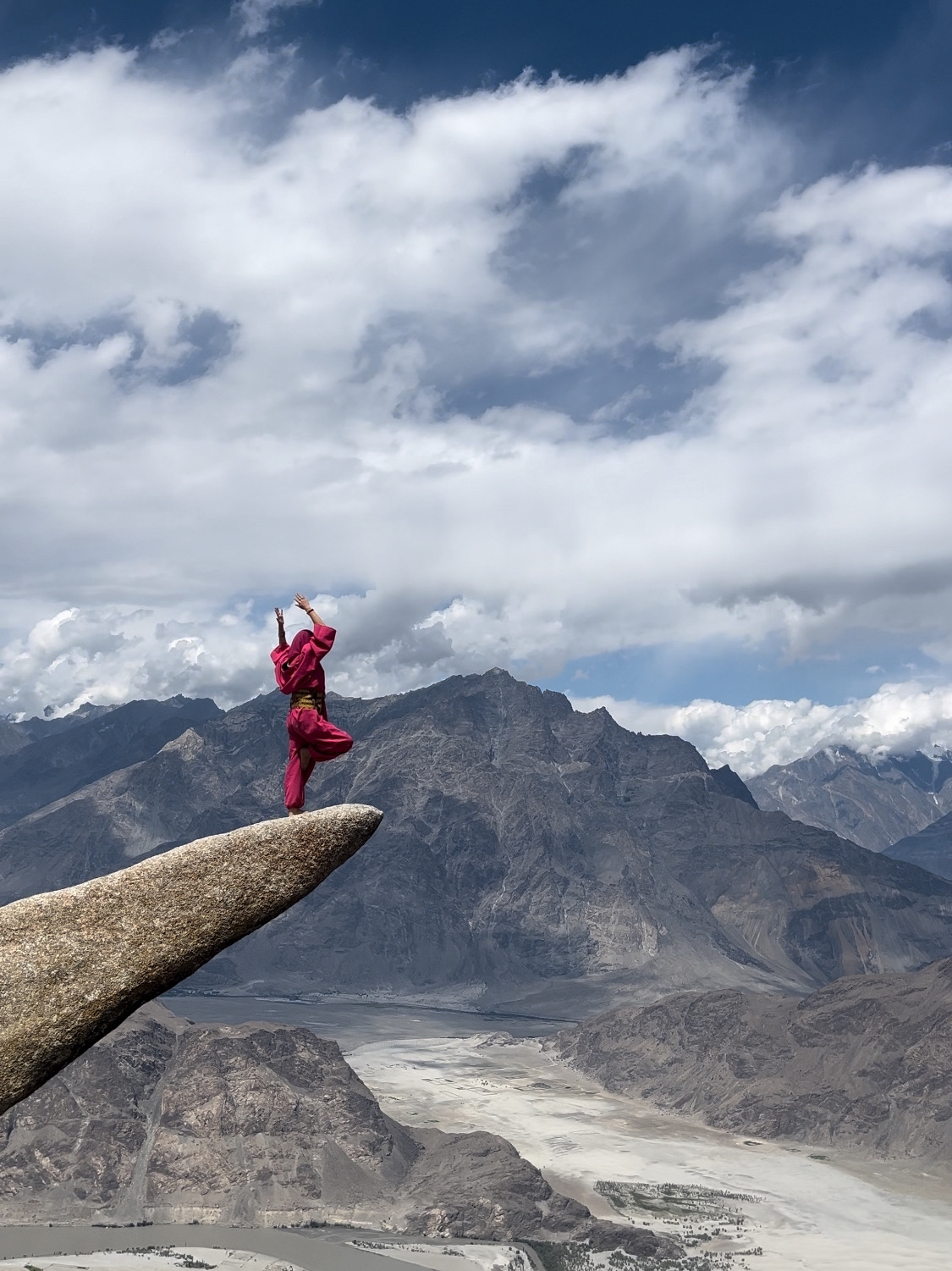 パキスタン】天空に突き出た絶景スポットへ【スカルドゥ】 | Trip.com