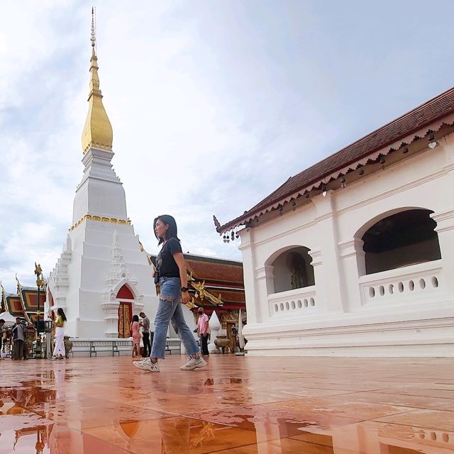 วัดพระธาตุเชิงชุมวรวิหาร