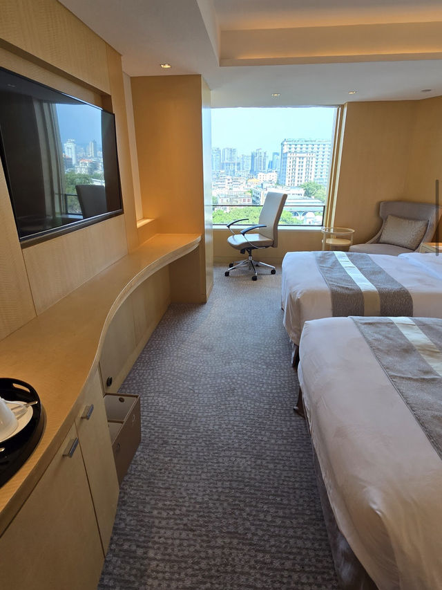 白天鵝賓館（White Swan Hotel）