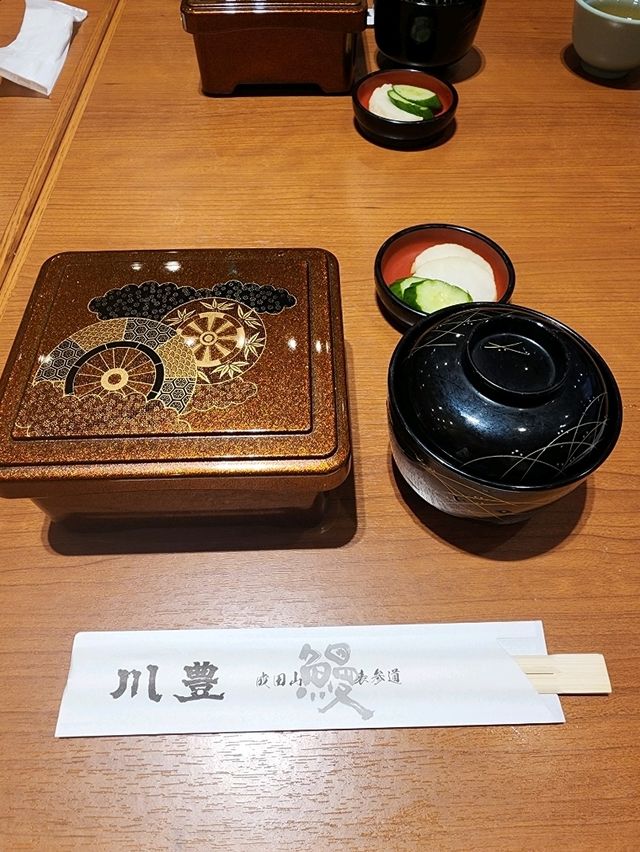 도쿄 나리타공항 1터미널 장어덮밥 맛집(더라운지 무료 이용)